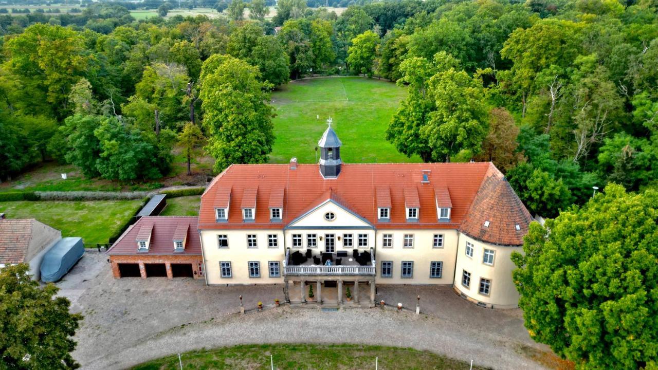 Hotel Garni Schloss Grochwitz Herzberg  Bagian luar foto